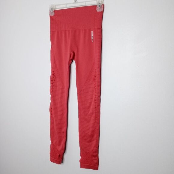 Gymshark coral red leggings - Picture 3 of 8